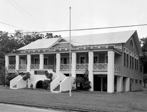 100-year-old Webb School on Third Street